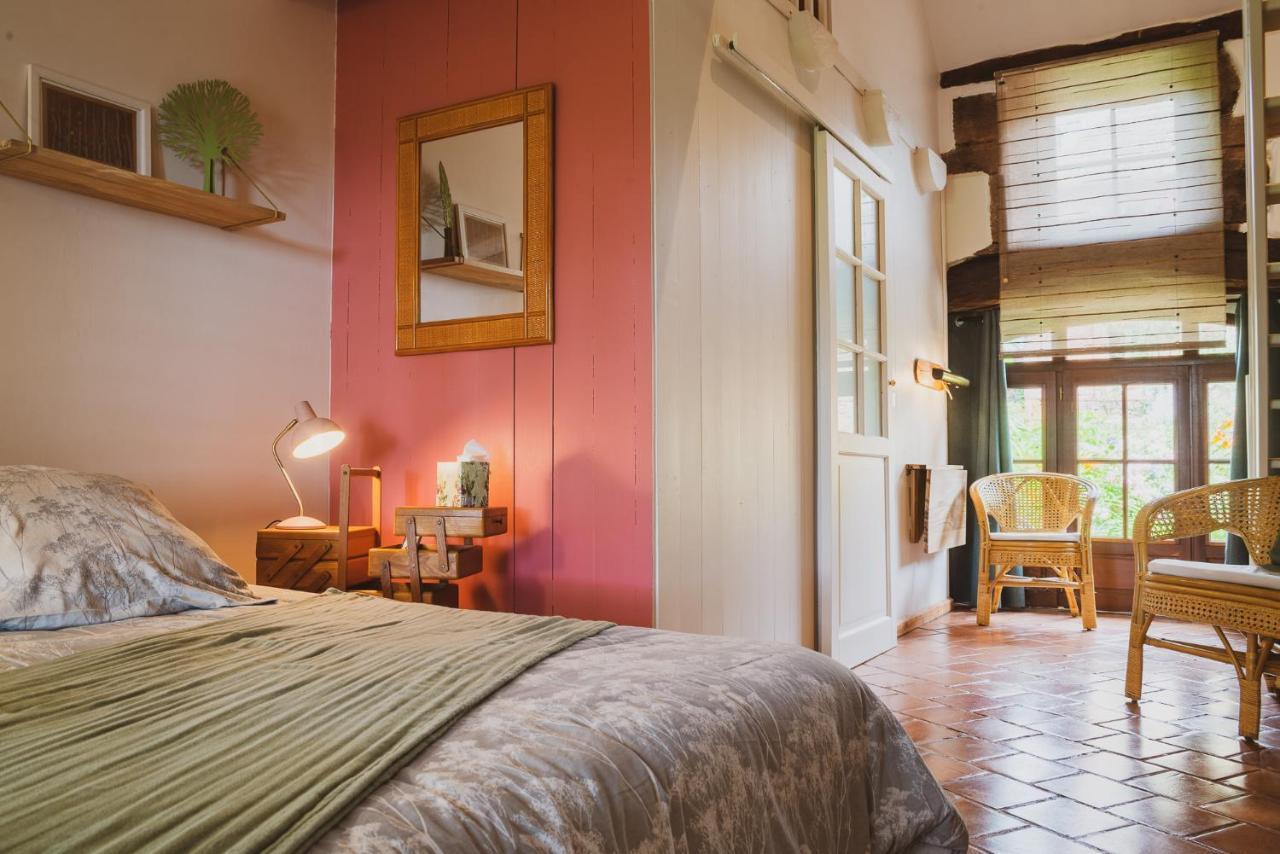 Bed and Breakfast La Douce France Collonges-la-Rouge Exterior foto